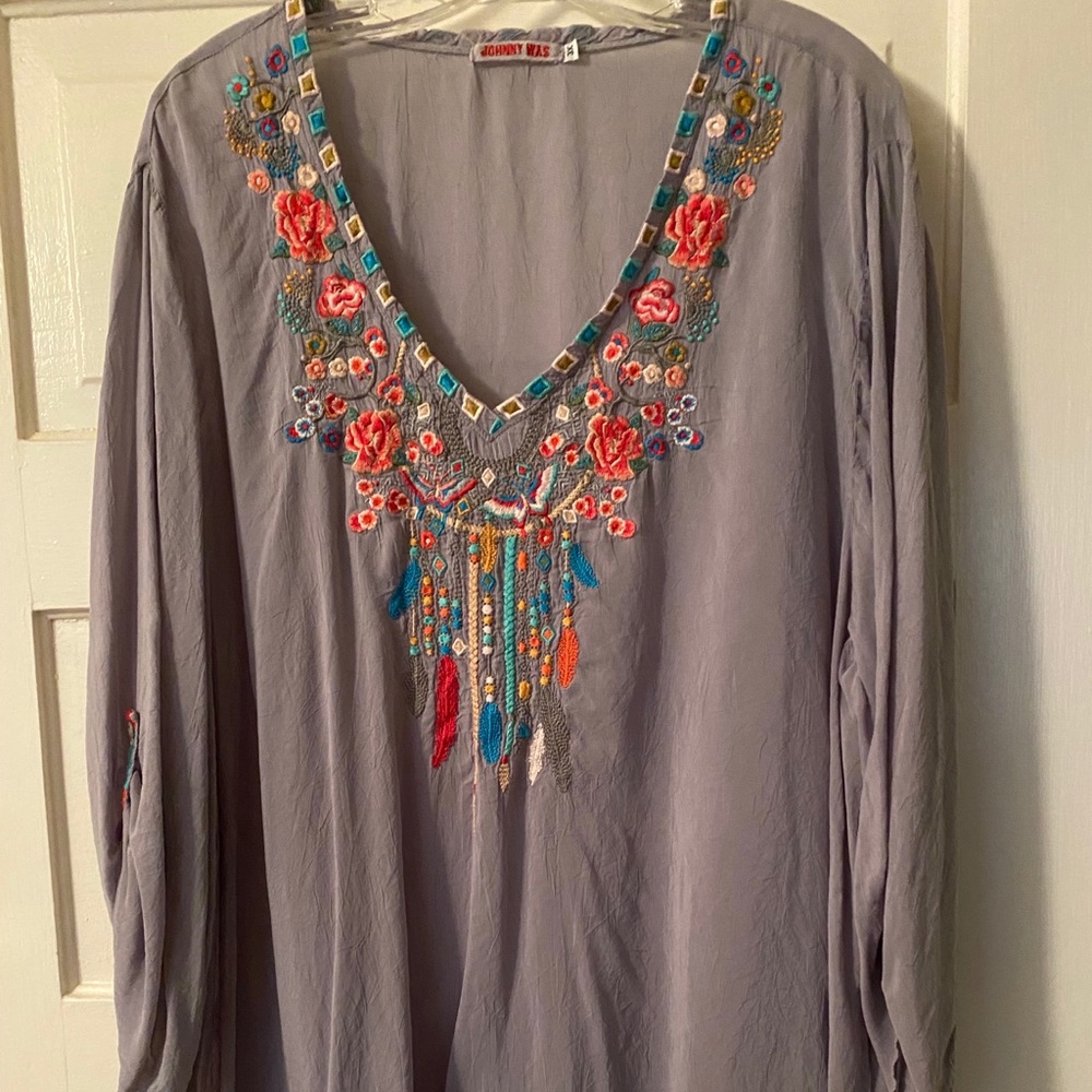 Johnny Was Grey Rayon Top